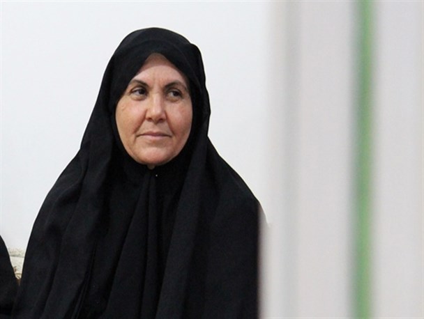 خاطرات خواندنی تنها بانوی جانباز نورآباد ممسنی از تبعید آیت الله مدنی و آشوب 8 آذر