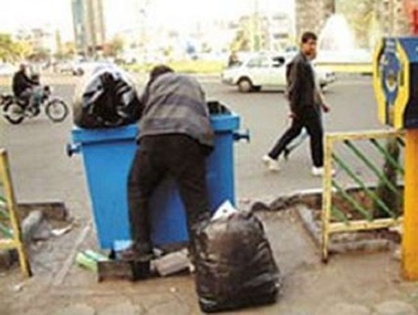 100 تن زباله در سنندج بازیافت می شود/تجارتی میلیاردی، با زباله گردی در جیب دلالان