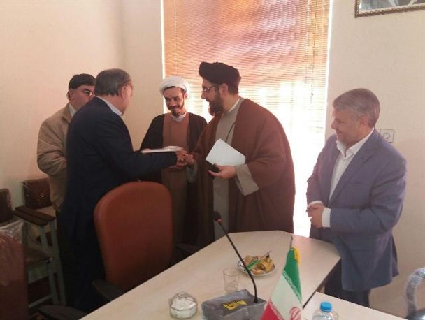 قائم مقام دفتر نظارت و بازرسی انتخابات شهرستان پارس آباد معرفی شد + عکس