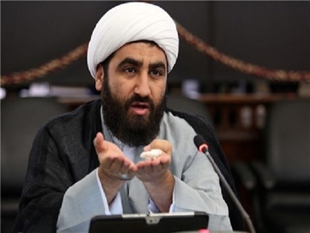 شورا و شهرداری تنها پرچم‌دار حل معضل کارتن خوابی در مشهد است