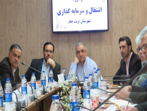 راه حل مشکل اشتفال گرفتن مصوبه نیست/مدیرانی که توان اجرا ندارند مصوبه نگذارند
