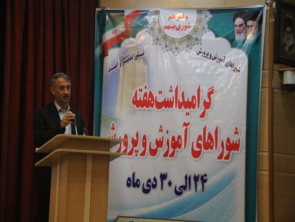 ساختمان اداری آموزش و پرورش گنبدکاووس در شان و جایگاه فرهنگیان نیست