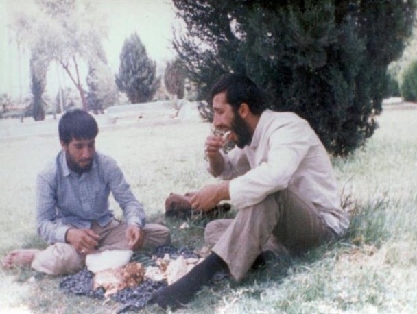 تصاویری از سادگی و اخلاص سردار شهید عباسی تا ابلاغ فرماندهی گردان