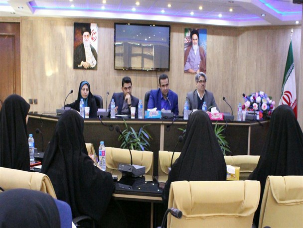 اطلاع رسانی و شفاف سازی توسط خبرنگاران موجب پیشرفت شهر است