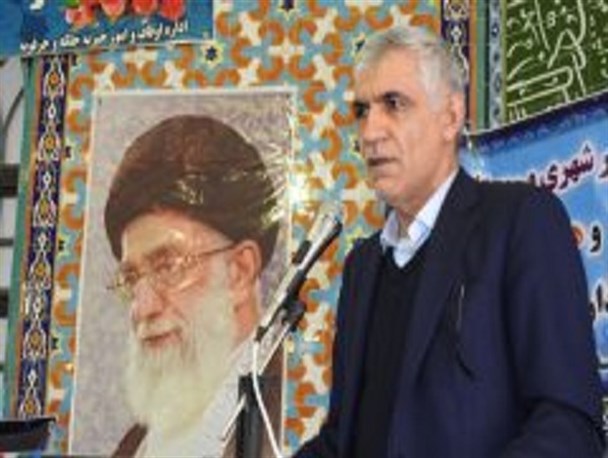 خسارت عدم توجه به کشاورزان به عموم جامعه می رسد/ ایجاد مشاغل جدید به رفع مشکلات شرق اصفهان کمک می کند
