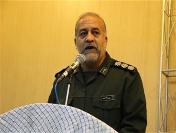 امام خمینی(ره)بالاترین شأن را خادمی ملت می دانستند
