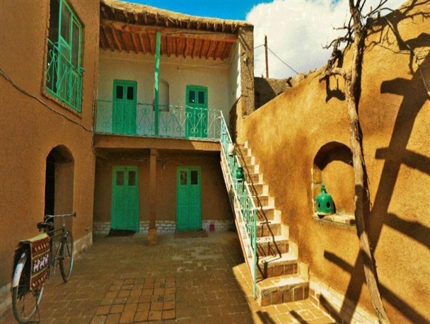 رونق بومگردی در چشم‌انداز کرمانشاه 2020
