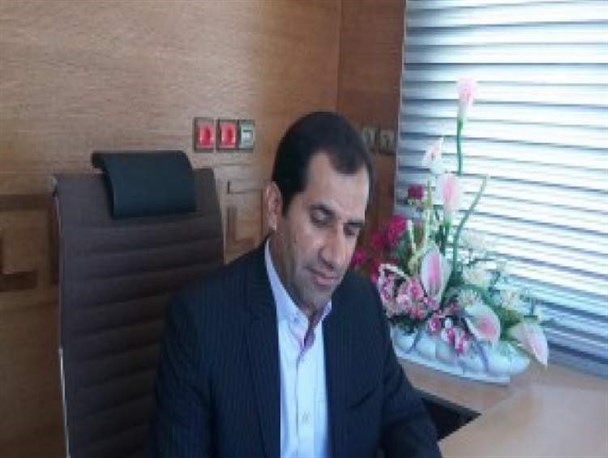 کادر درمان ایثارگرانه در جبهه مقابله با ویروس کرونا ایستاده اند/ نیاز مراکز درمانی چهارمحال و بختیاری به تجهیزات باید برطرف شود