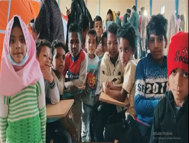 کودکان روستای "تمبک" چشم انتظار حمایت مردم و مسئولان هستند