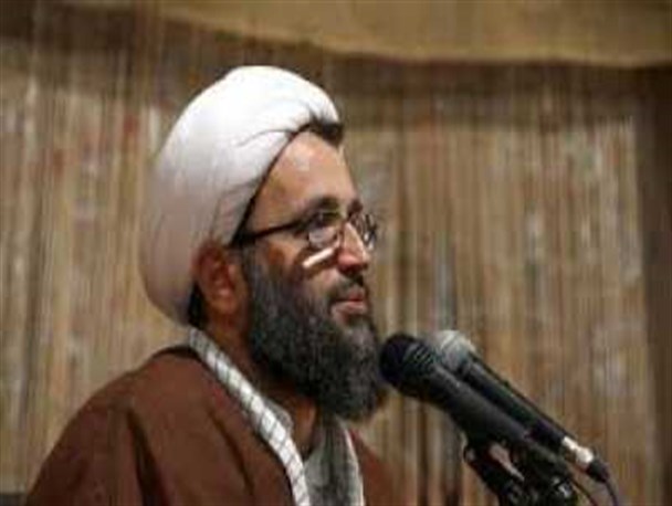 مشاور رییس جمهور تنها راه پیشرفت را فاصله گرفتن از اسلام و تشیع می داند