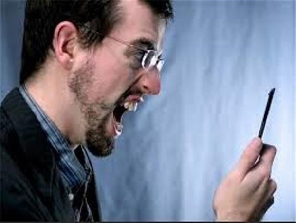 اختلال مکرر شبکه های موبایل ونادیده گرفتن حقوق شهروندی مردم لنده