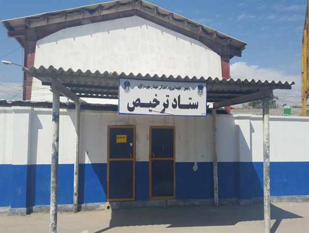 هفت خوان ترخیص خودرو از پارکینگ راهنمایی و رانندگی بندرعباس