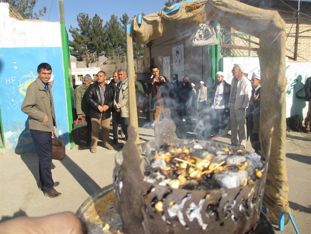 اعزام 120 بسیجی اهل تسنن به مشهد مقدس+تصاویر