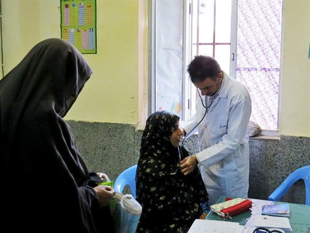 کاروان سلامت طرح مهر تندرستی در اصفهان در مناطق محروم