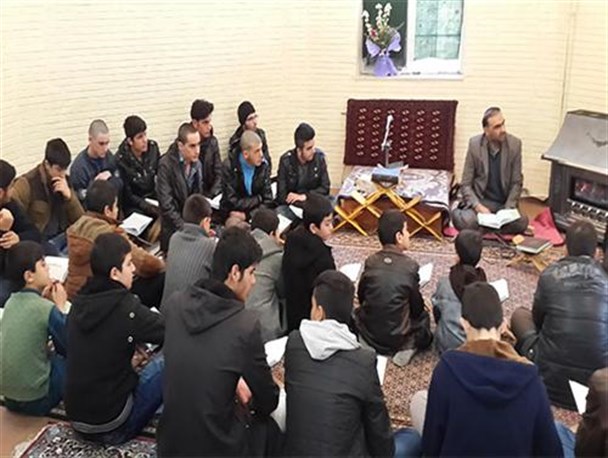 خانه قرآن یا مهد کودک?