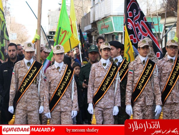پیکر شهید مدافع حرم حیات الله احمدی در ملارد تشییع شد + عکس