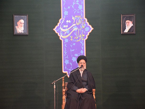نخستین سالگرد تدفین شهید هرمز شریفیان با حضور حجت‌الاسلام رئیسی