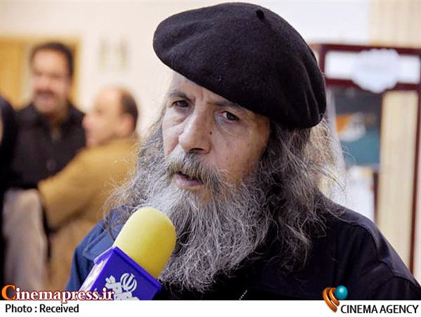 متأسفانه سیاست گذاری های غلط مسئولان به خصوص طی سال های اخیر باعث شده تا جشنواره فیلم فجر اعتبار اولیه خود را از دست بدهد