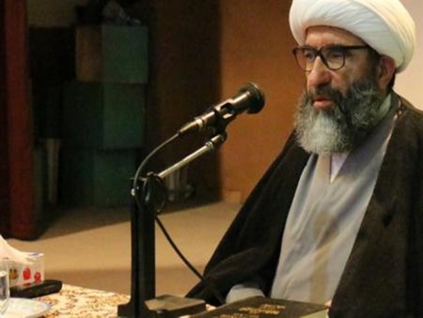 مایه تأسف است که دستگاه سیاست خارجی کشور در حالت عقب نشینی قرار دارد
