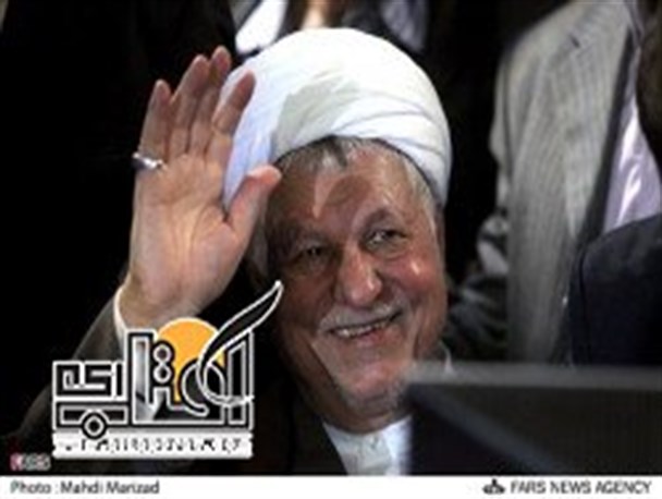 آقای هاشمی فرزندان روح الله هنوز زنده اند