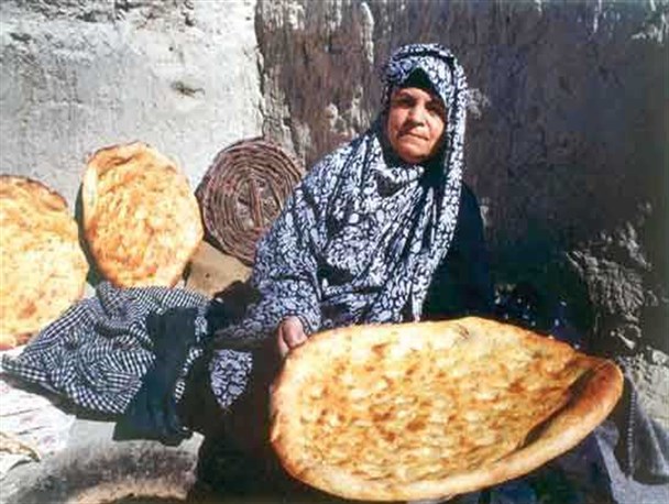 سال نو روی کدام عضو خانواده تحویل می شود؟