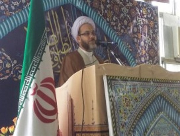 شرط انقلابی ماندن خادمان نظام برخورد شفاف و کوبنده با دشمن است