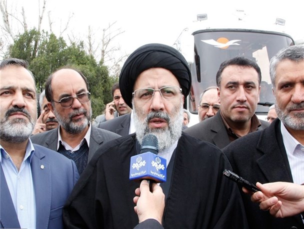 تسهیل زیارت باید هدف تمامی دستگاه‌های خدمت‌رسان خراسان‌رضوی باشد/ ظرفیت زیارت حضرت امام رضا(ع) تلاش بیش از این را می‌طلبد