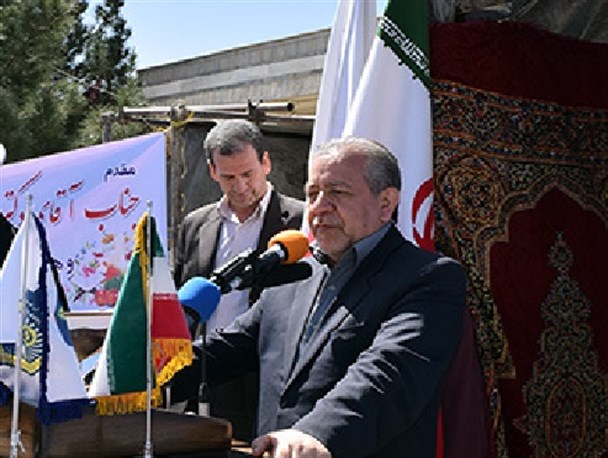پیش بینی سفر ۳ میلیون و ۵۰۰ هزار گردشگر به اصفهان در نوروز ۹۵/امسال ۳۰۰ هزار گردشگر خارجی به اصفهان سفر کردند