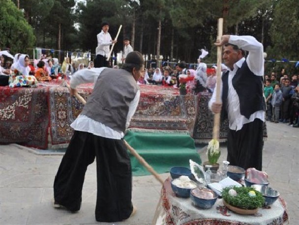برگزاری جشن نوروزگاه در بادرود+ تصاویر