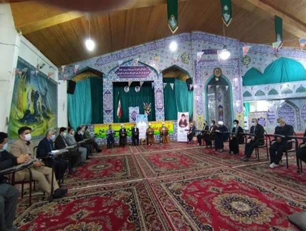 ترویج بدحجابی، ابزار دشمن برای انحراف جوانان/ احیای معارف در سایه احیا مسجد است