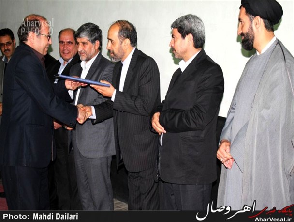تجلیل دبیر تئاتر سراسری ارسباران از خبرنگارن و اصحاب رسانه اهر