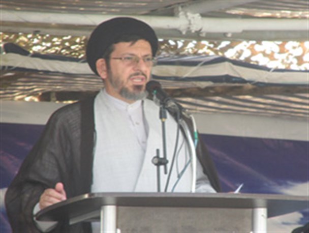 روز ارتش هدیه امام و پاسخی برای وفاداری ارتش بود