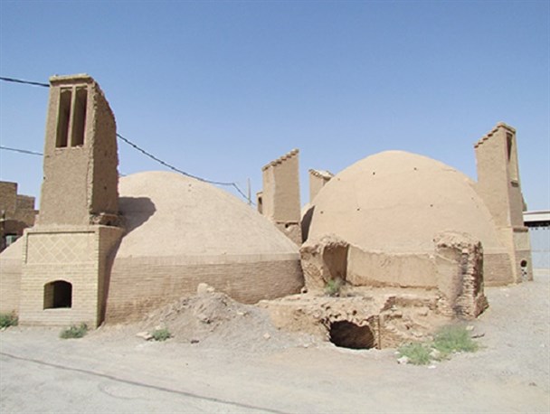مرمت آب انبارهای سه تایی احمدآباد اردکان