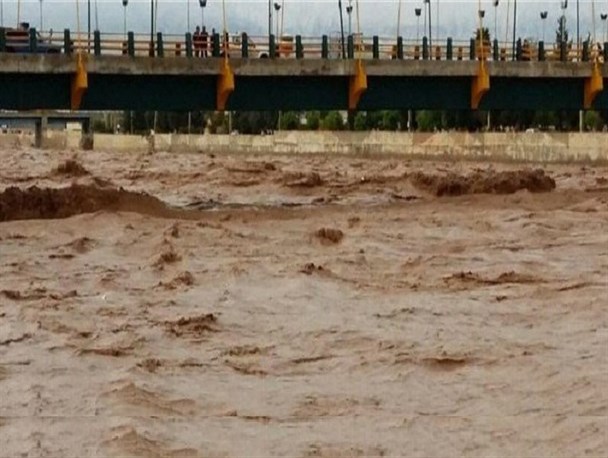 سیلاب در خوزستان دست بردار نیست/ وضعیت آماده‌باش و هشدار همچنان ادامه دارد