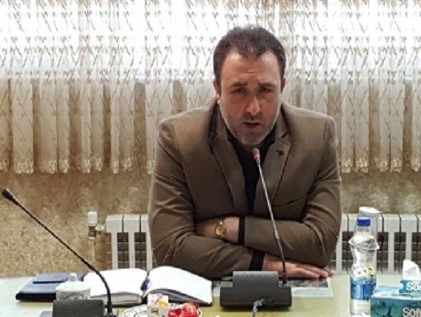 سخنرانی انتخاباتی بخشدار گیلانی برای روحانی با امکانات بیت المال / رحیمی: هاشمی در سال ۸۸ کشور را از پیچ خطرناک نجات داد!