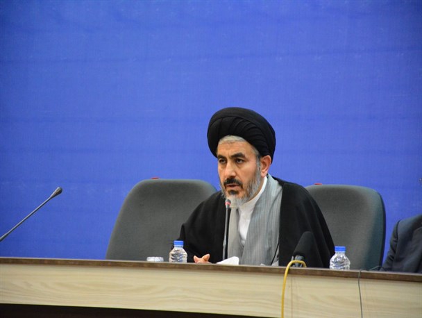مسئولان نسبت به عملیاتی کردن «رونق تولید» تلاش کنند/ دبیرخانه گام دوم انقلاب در سطح مدیران ارشد استانی تشکیل شود