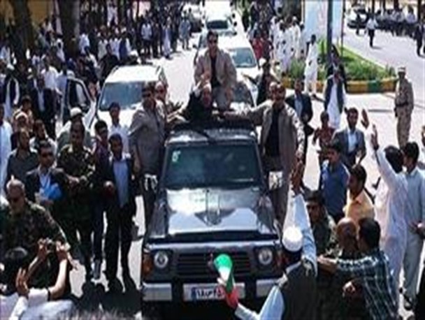 ثبت نام برای استقبال از کاروان تدبیر و امید در تبریز/حضور کارمندان رسمی دولت در مراسم استقبال الزامی شد