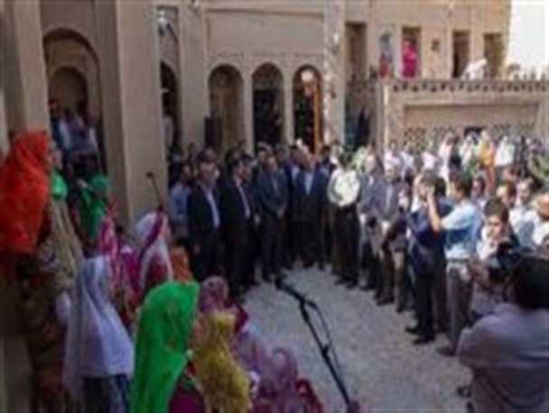 نقش تعاملات فرهنگی و الگوی مصرف در ترویج سبک زندگی ایرانی اسلامی