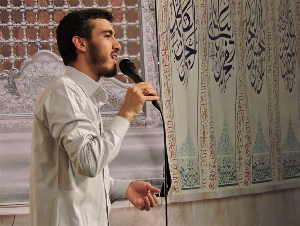 مولودی زیبای "براتم میدی ، آب حیاتم میدی" با نوای مهدی رسولی/ ویژه میلاد حضرت علی اکبر(ع)