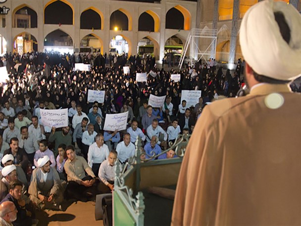جشن میلاد حضرت علی اکبر(ع) و تجمع بزرگ مردم یزد در اعتراض به تحرکات ضد فرهنگی در استان