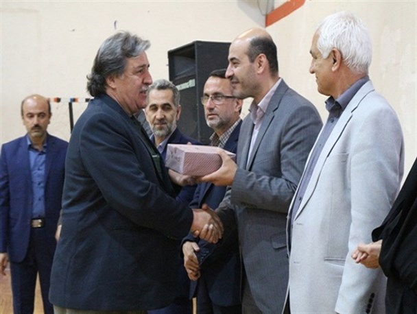 220 مدال آور ورزشی مدارس گرگان تجلیل شدند/تصاویر
