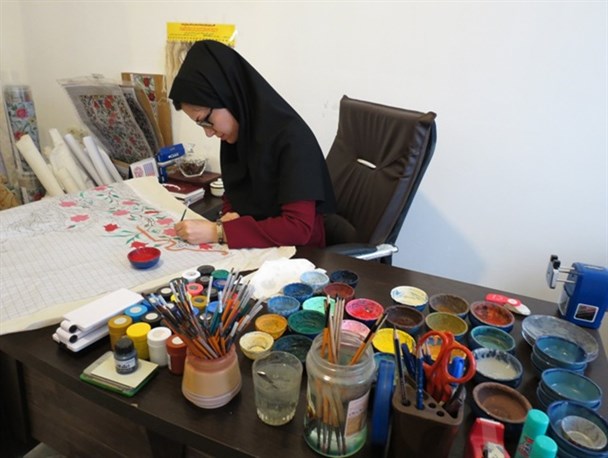 چراغ فرش بیجار هر روز کم سو تر می شود/فرش بیجار نمادی از پردیس است