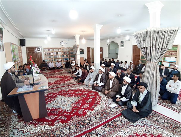 شناسایی زکات دهندگان و زکات گیرندگان توسط قرارگاه های فرهنگی روستاها/ امسال هدف گذاری برای جمع آوری زکات در سرخس ۳ میلیارد تومان است
