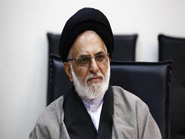 نمی توان گفت چون فلانی بد بود پس در انتخابات شرکت نمی کنیم/ حاج قاسم نمونه بارز ثابت قدم ماندن در راه حق است