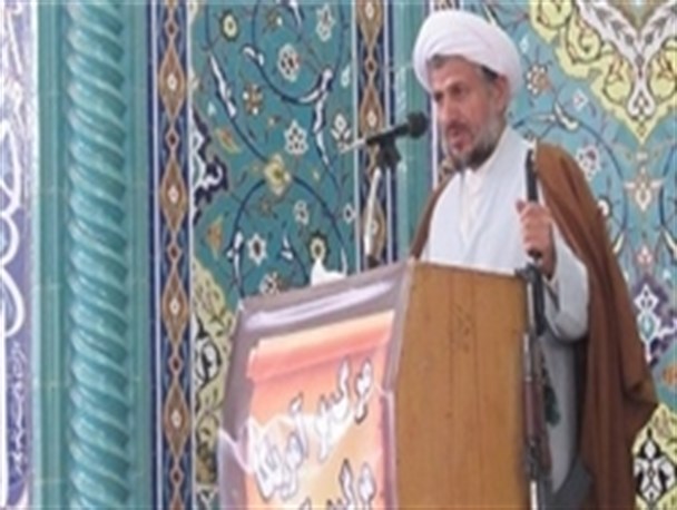 ایستادگی و استقامت تنها راه  نتیجه بخش برای ایران اسلامی است