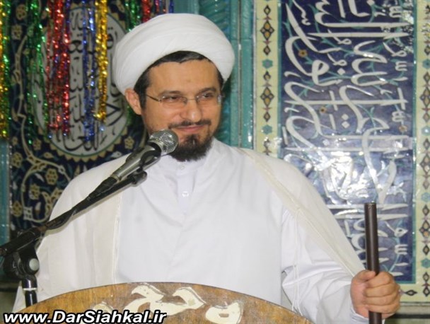شهدای غواص به ما آموختند که با دستان بسته نیز نباید در برابر دشمنان تسلیم شد