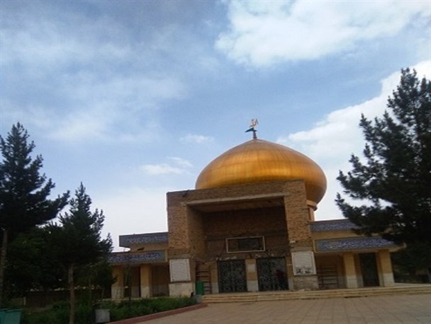 بارگاه امامزاده قاسم (ع)؛ مکانی معنوی در قلب هیاهوی شهرک صنعتی ماهدشت + تصاویر