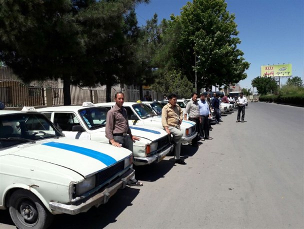 «تاکسی پیکان» از چناران خداحافظی کرد