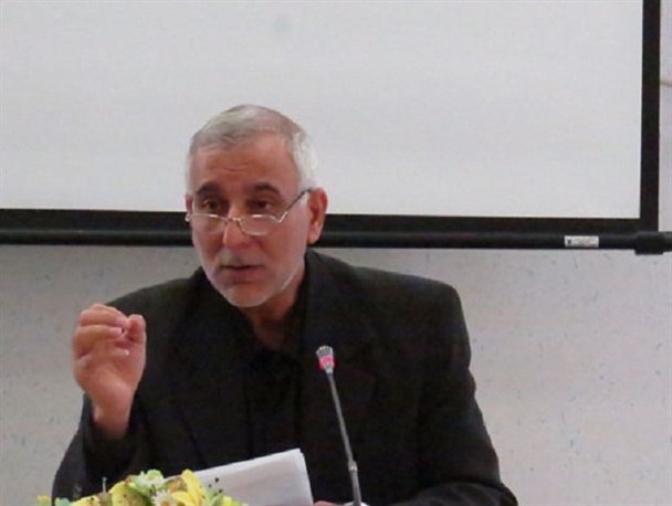 انجمن اسلامی دانشجویان دانشگاه شهید چمران اهواز از دکتر کیانی نژاد تقدیر کردند
