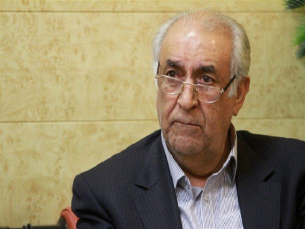 کناره گیری احمد علی فروغی از ریاست دانشگاه آزاد اصفهان